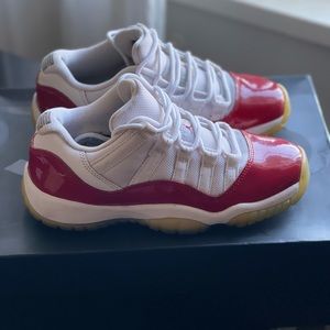 Jordan 11 Retro Low Cherry 2020